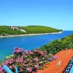 Hraste Hvar