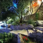 Апартаменти Hraste Hvar Хвар