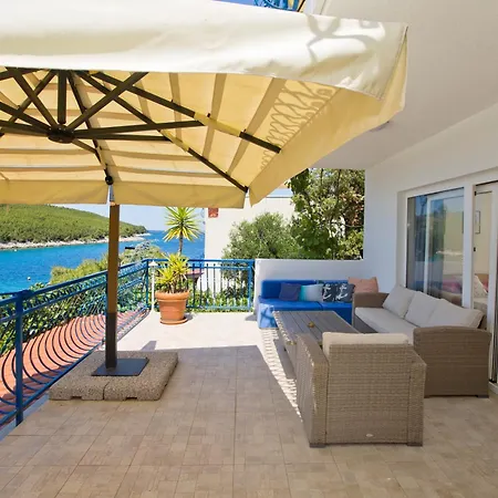 Hraste Hvar Апартаменти *