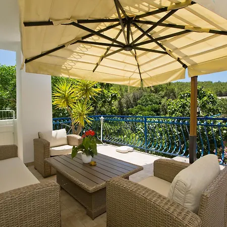 Апартаменти Hraste Hvar Хвар