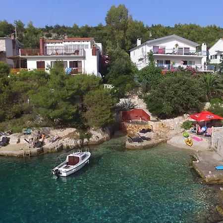 Hraste Hvar Хвар