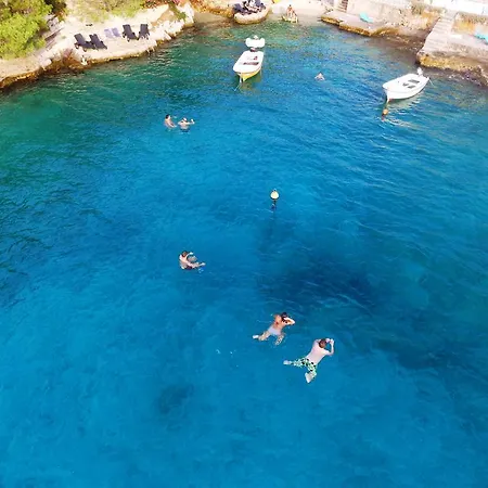 Hraste Hvar Хвар