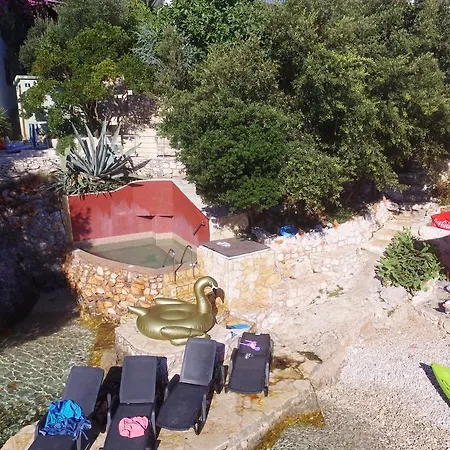 Hraste Hvar Апартаменти