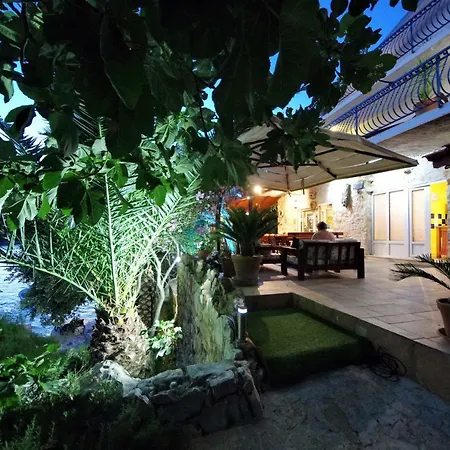 Hraste Hvar Апартаменти Хвар