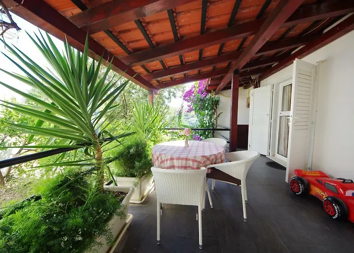 Hraste Hvar Apartman