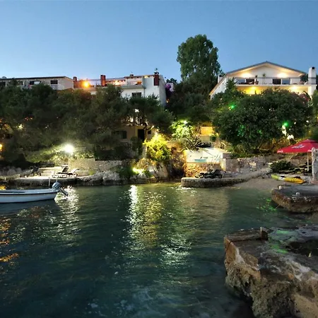 Hraste Hvar *